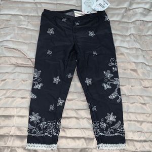 Flutter by Angela Frost legging pants